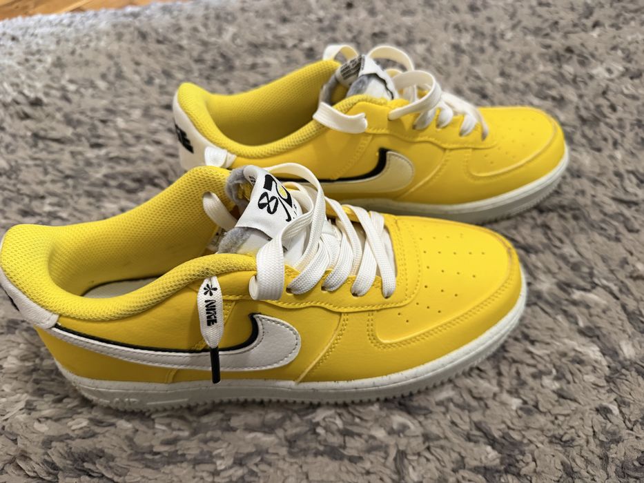 Маратонки Nike,купувани от САЩ , номер 39 , носени само веднъж