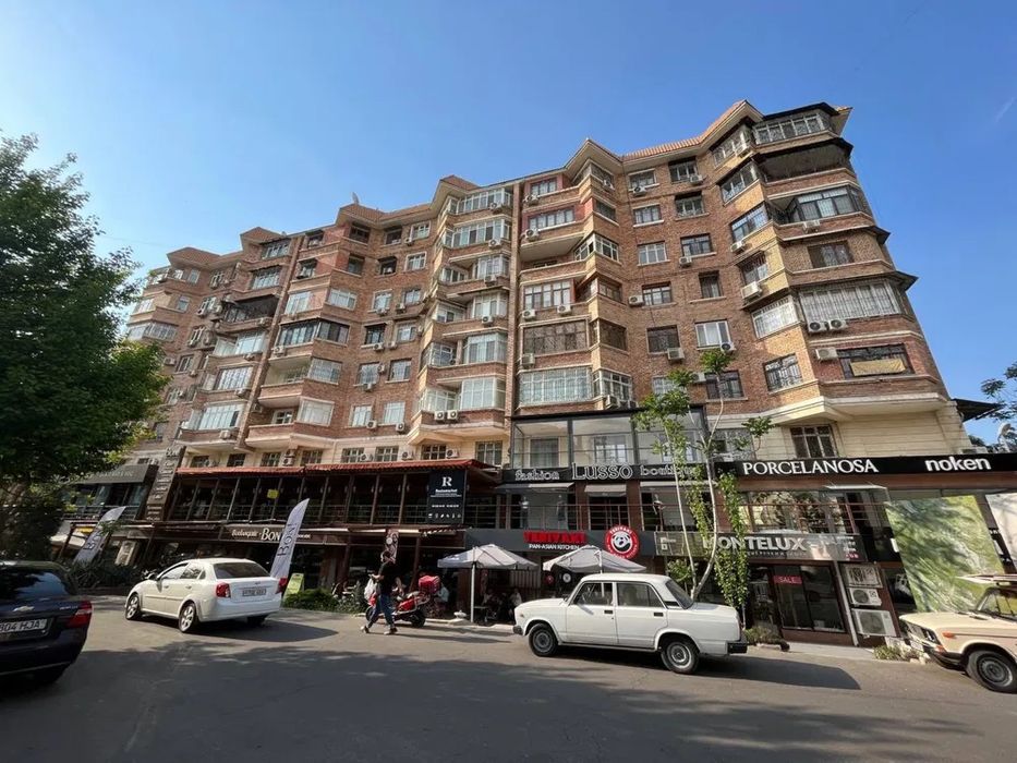 Чехова 1й этаж 140кв Аренда Бон кафе Нежилое