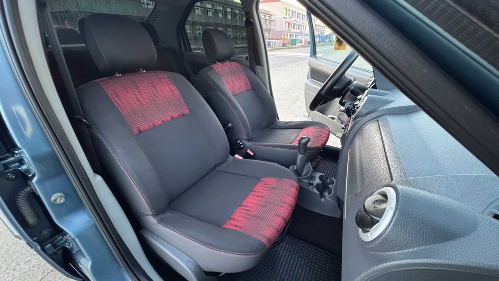 Dacia Logan 1.6 MPI Benzina