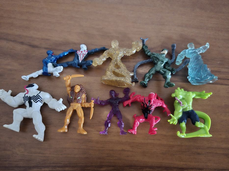Марвел мини фигурки (Marvel 500) продават се в комплект!