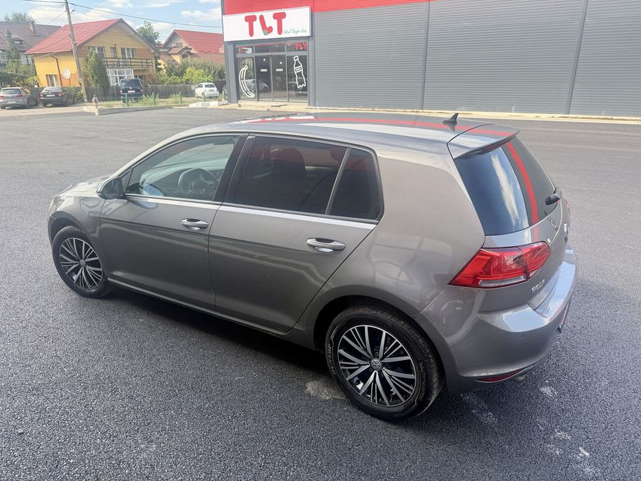 Volkswagen Golf 7   1.6 TDI  DSG