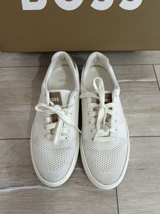 Бели кецове Boss