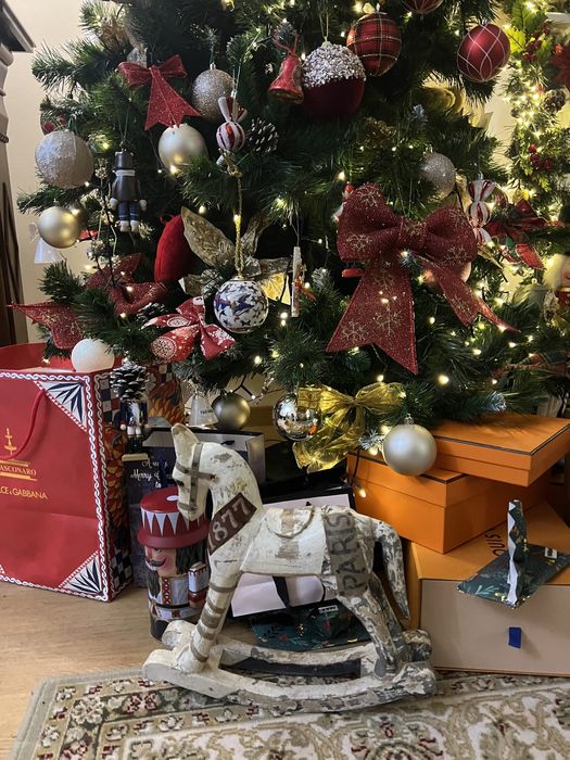 Calut lemn sculptat decorativ