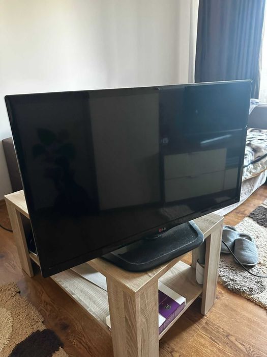 Televizor LG 32LN5400-ZA – stare excelentă