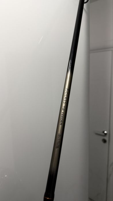 Въдица: GURU A-Class Medium Feeder 12ft (3 части), 1–70 g