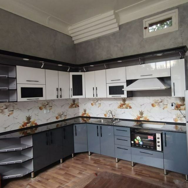 Кухонний мебел на заказ и есть готовые