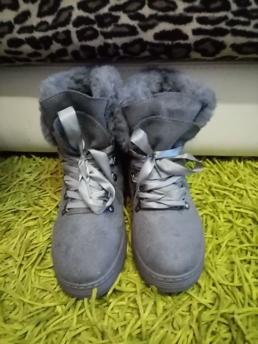 Ghete imblanite absolut superbe