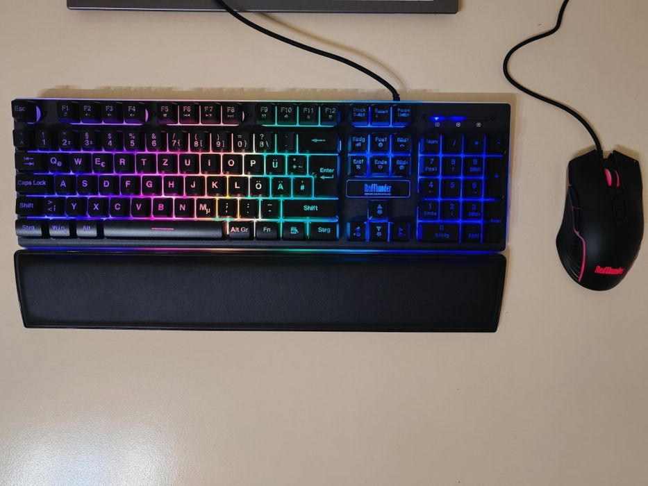 Set Tastatura si Mouse RedThunder K10 Gaming QWERTZ DE Metal RGB 7D Er