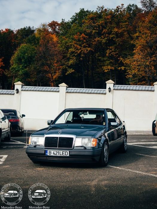 Vând Mercedes-Benz w124 Coupe AMG
