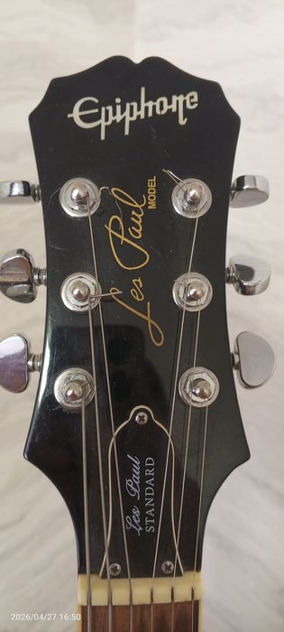 Elektrogitara sotiladi
Original Epipho