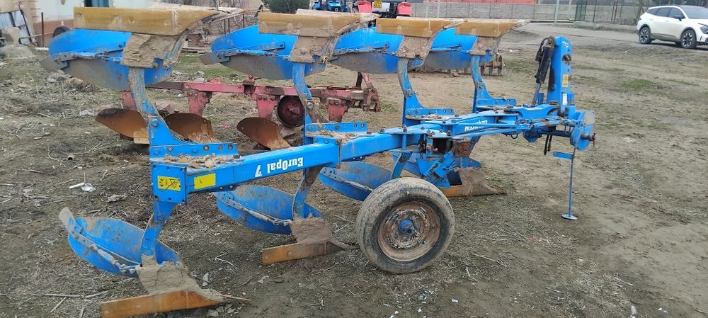 Lemken Europol 5 3+1 plug