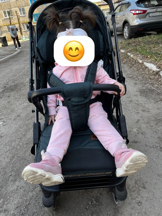 Продам прогулочную коляску