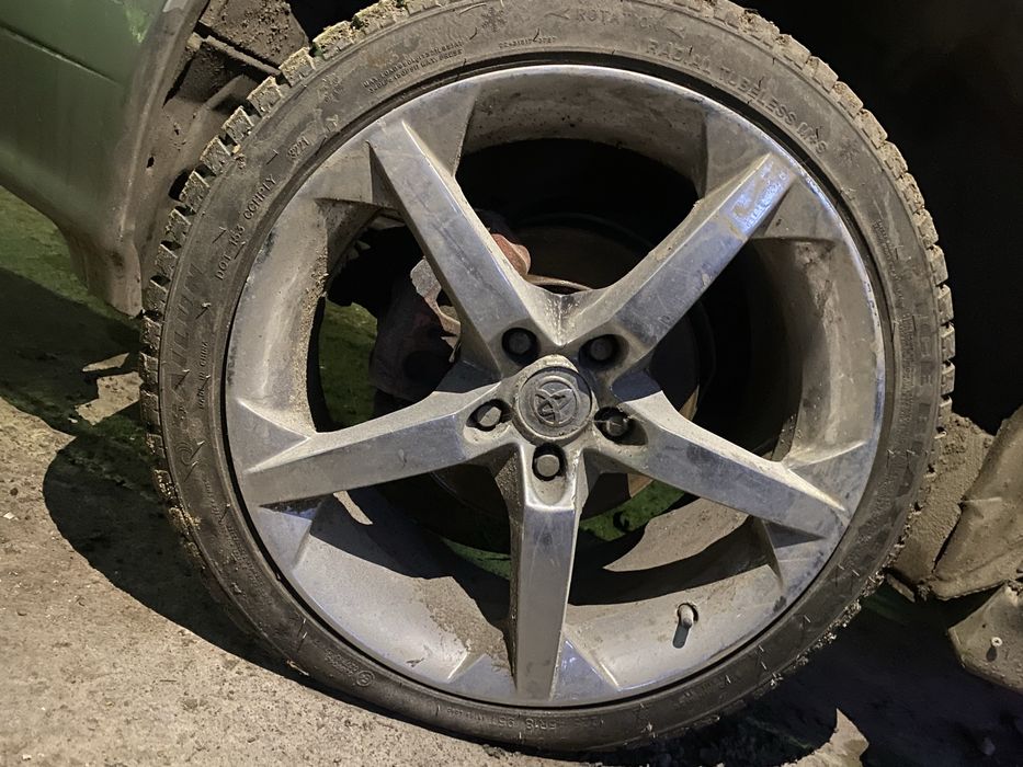 Продам комплект Колес