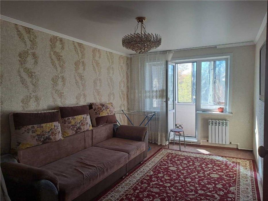 Продам 2 ком по Металургов