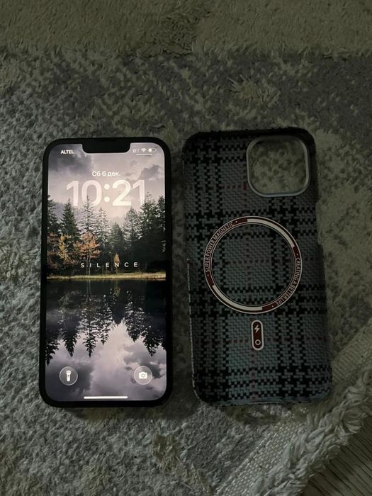 Продам iphone 13