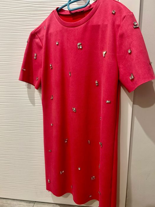 Розова рокля Zara