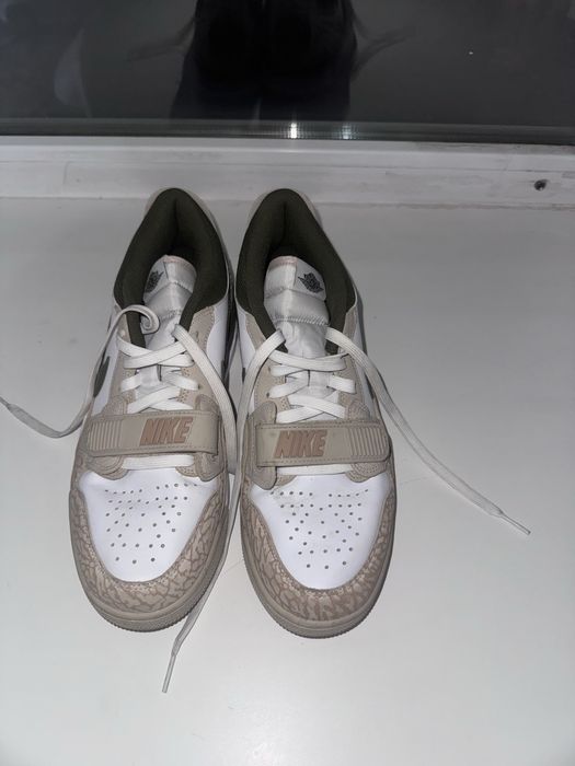 Кроссовки эир джордан