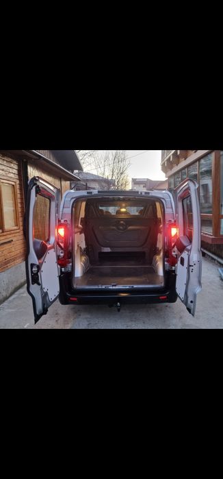 Toyota Proace Model Extra Lung 2.0 Diesel,6Locuri