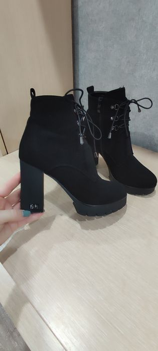 Продам ботиночки