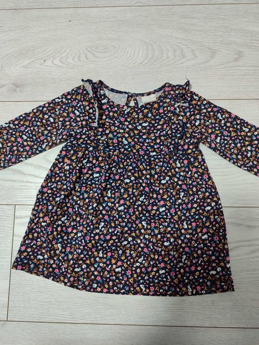 Рокля H&M резмер 4-6месеца