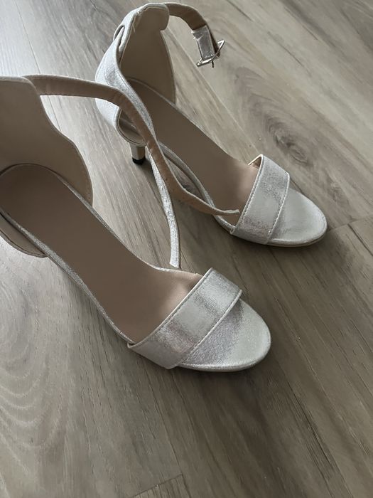 Sandale noi, Shein, marimea 37