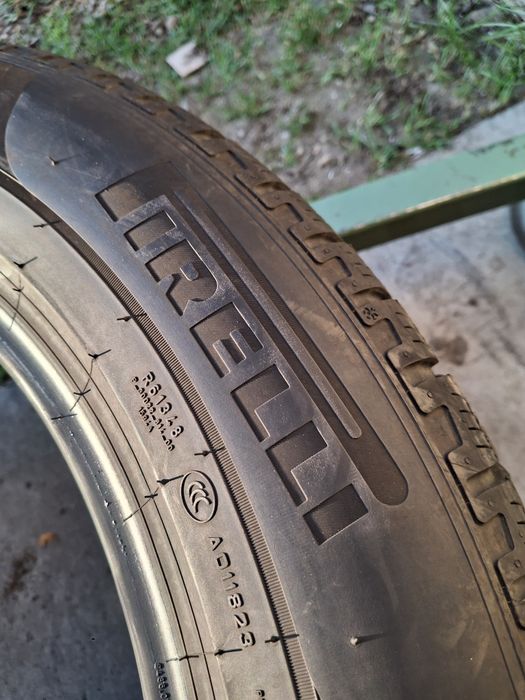 4 Anvelope de iarnă 235 60 r18 Pirelli