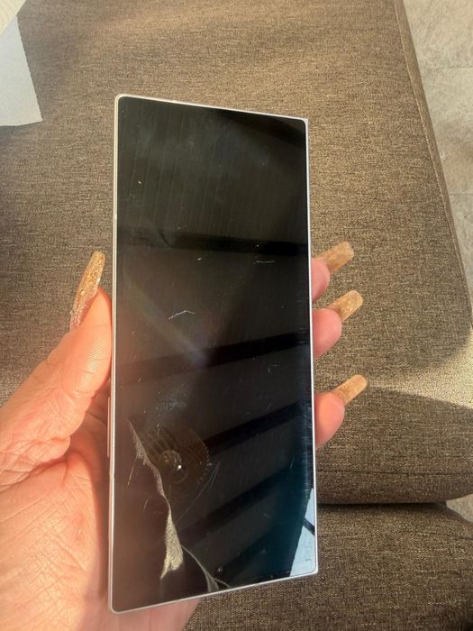 Vând Samsung Z Fold 6