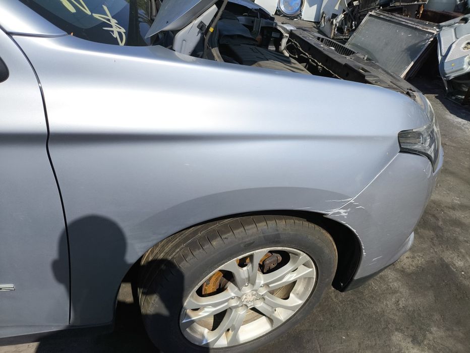 Калник за Mitsubishi Outlander 3