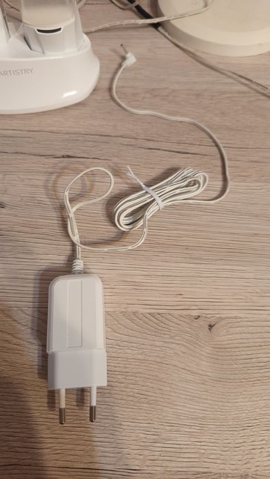 Козметика, Artistry Dermasonic, Уред за разкрасяване.