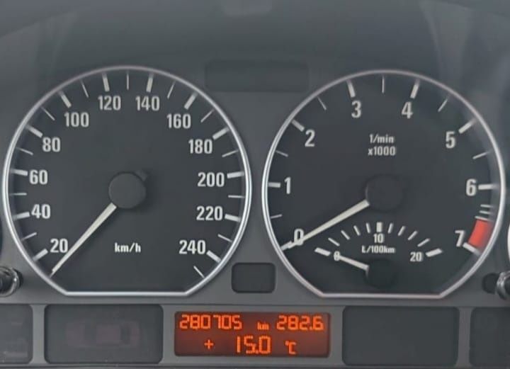 Vând Autoturism BMW Seria 3