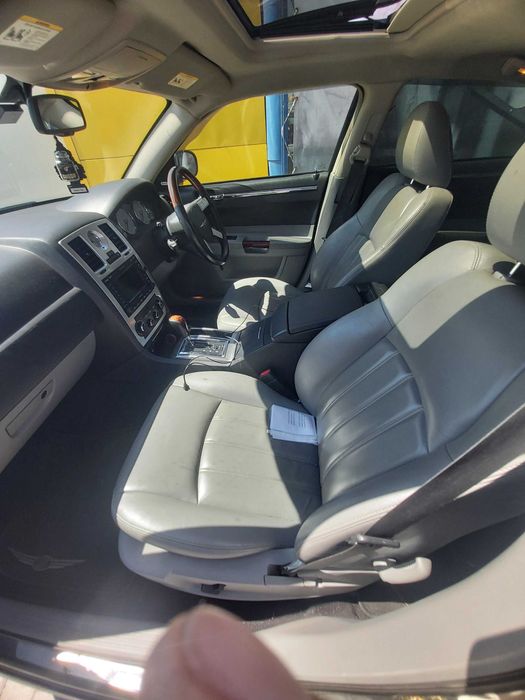 Dezmembrez Chrysler Crd 300c