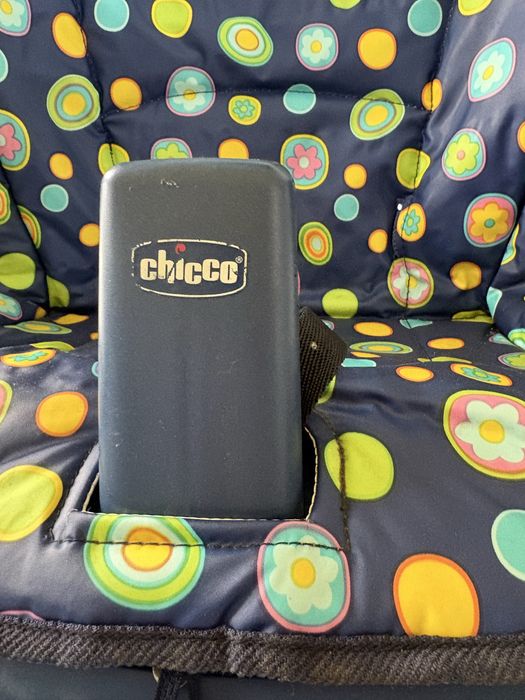 Детский складной стульцик  Chicco Happy Snack
