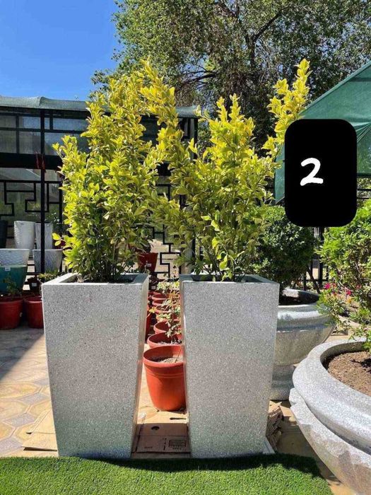 Уличный декор, кашпо