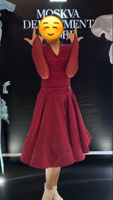 Продам платье для танцеа