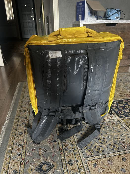 Курьерская термосумка Glovo