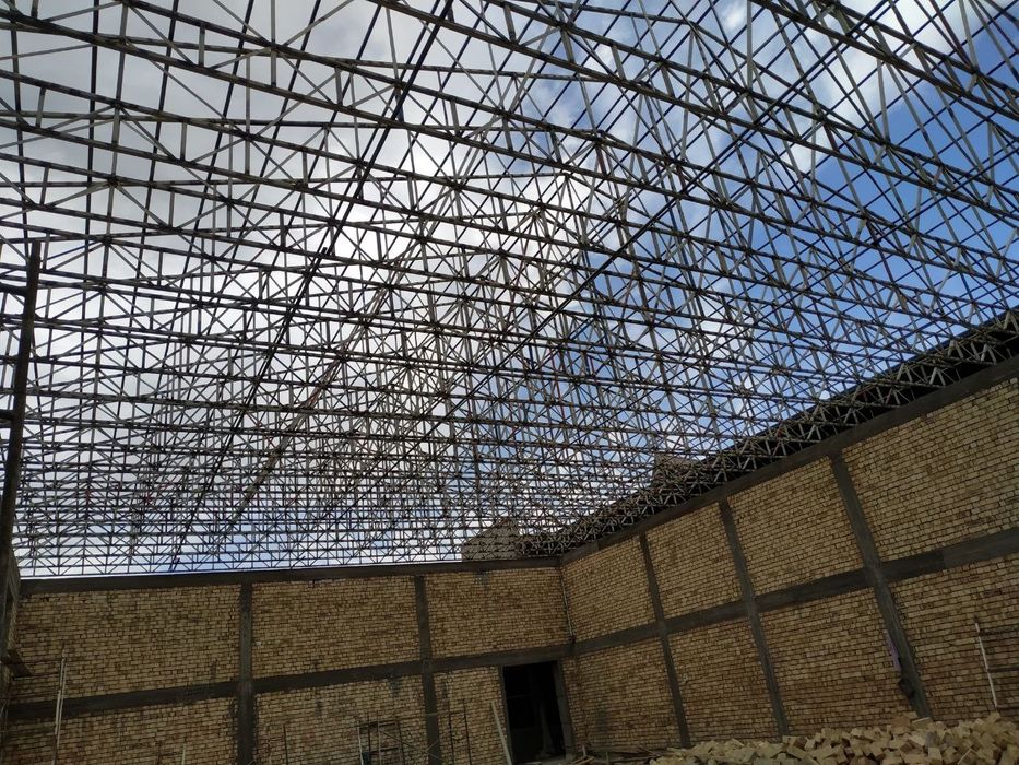 Stadion arkali tomlar va toyhonlardi Molxonalarni tomini yopamiz