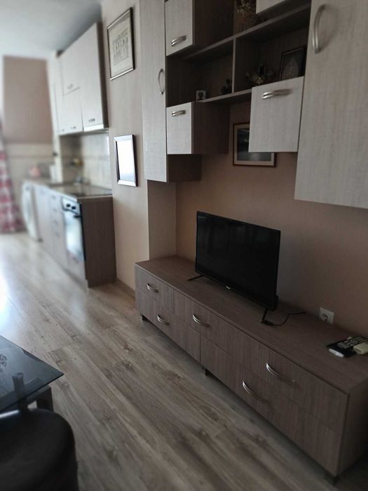 Дава се под наем Двустаен апартамент в Пловдив, Център - 59 кв.м за 357 € - Снимка #3