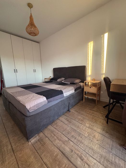 Închiriez apartament 2 camere 50mp, recent renovat | Iris - Fânețe | Balcon 16mp | AC | Parcare în subteran opțională