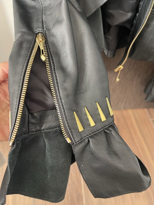 Кожено Яке  Just Cavalli