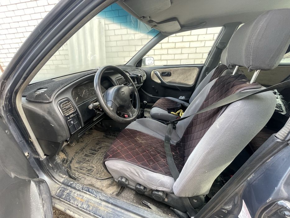 Ниссан примера п10