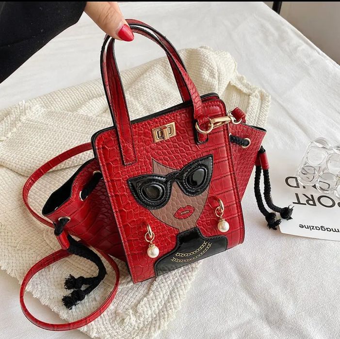 Дамски ефектни чанти