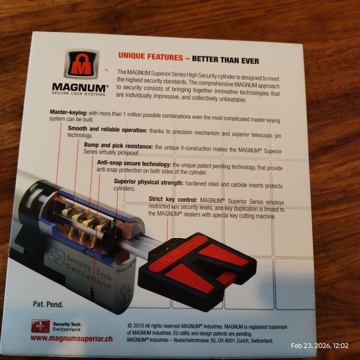 Патрон за брава. Швейцарски патрон за брава. Switzerland.