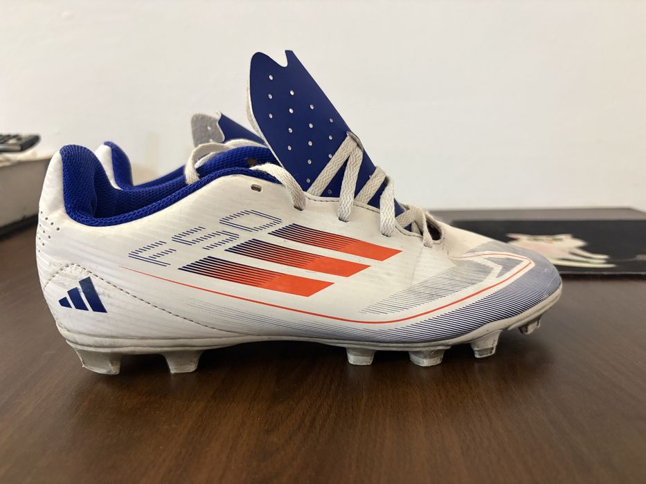 Adidas F50 ghete fotbal nr 38