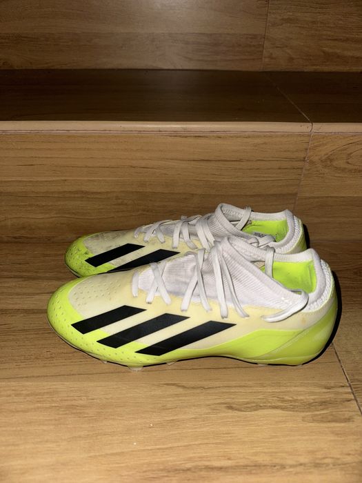 Продам футбольные бутцы