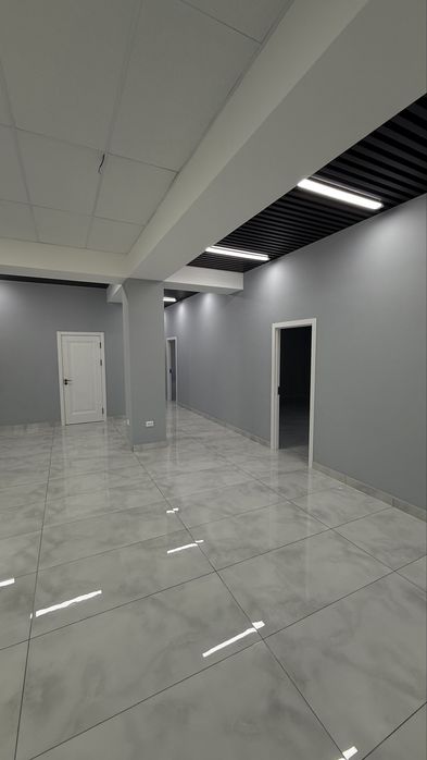 Продаетса не жилой помешение улиса елбек