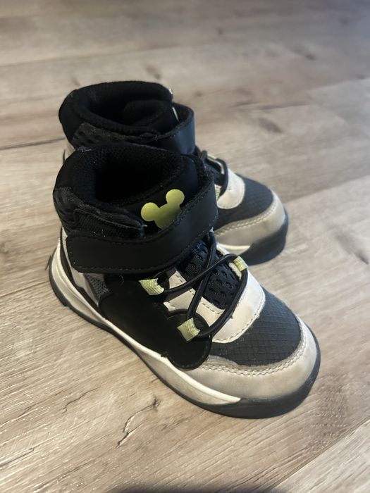 Ghete Zara masura 23