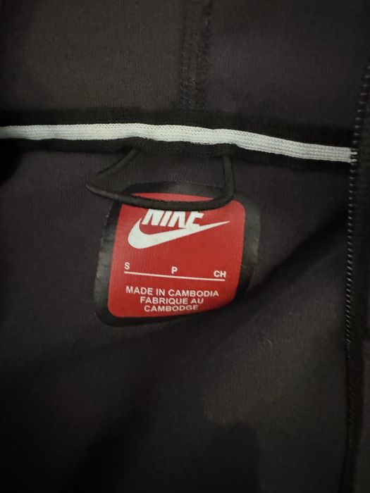 Compleu nike tech S
