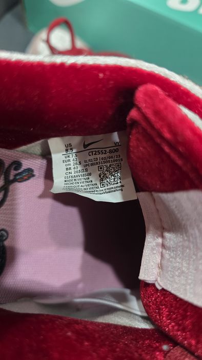 кроссовки nike sb dunk strange love