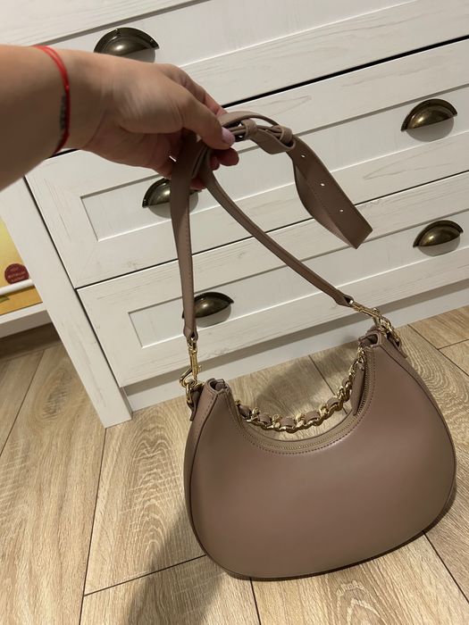 Geanta bej piele naturala Tommy Hilfiger