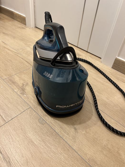 Statie de calcat Rowenta